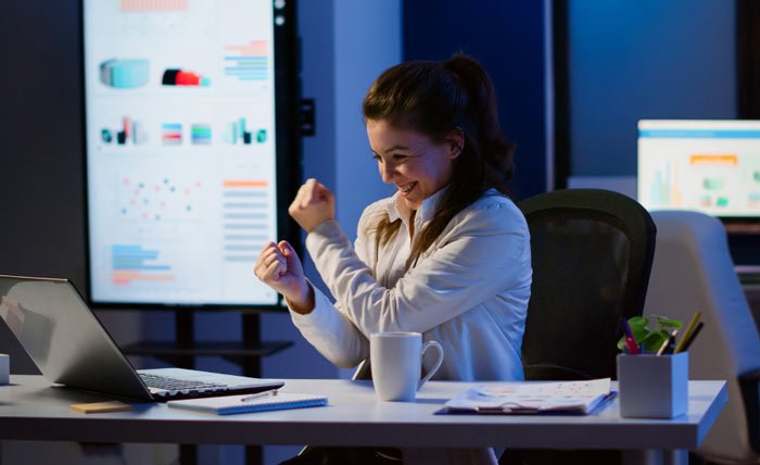 What Every New Entrepreneur Should Learn About Managing Clients & Work